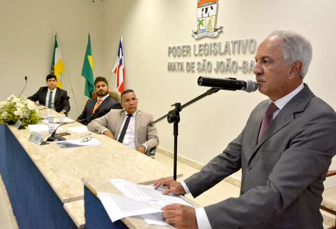 Prefeito destaca projetos na reabertura dos trabalhos da Câmara
