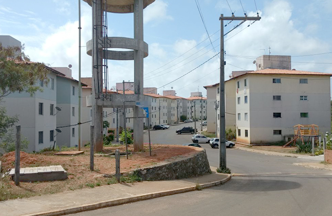 Moradores de Imbassaí reclamam da falta de água em residêncial