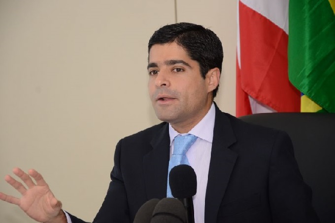 ACM Neto pode desistir de disputar governo da Bahia