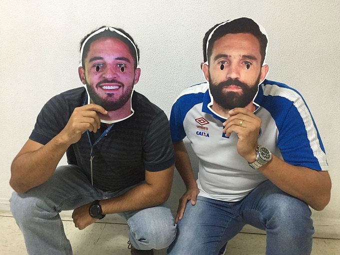 Bahia lança máscara carnavalesca de jogadores; saiba como ter uma