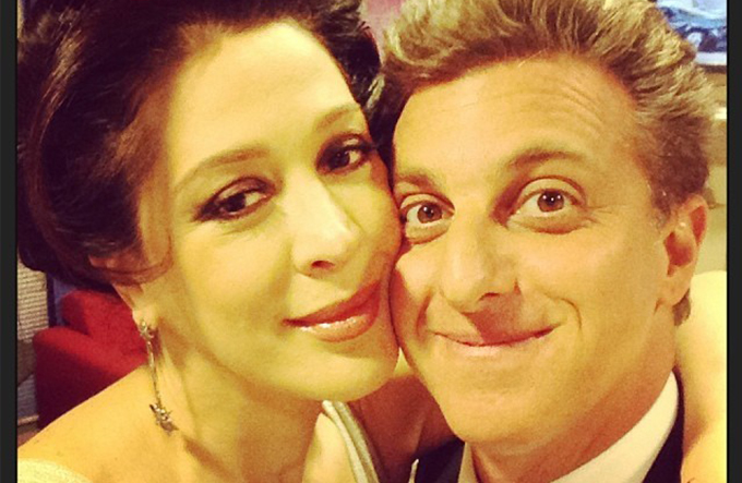 Tomara que Huck não se eleja, diz Claudia Raia