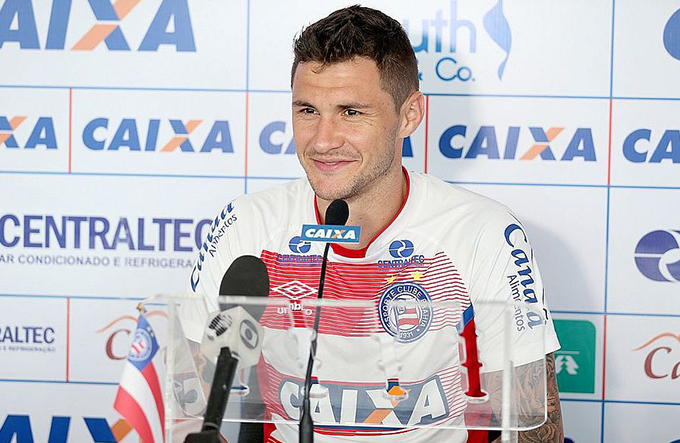 Zagueiro Tiago valoriza 'intertemporada' antes do clássico