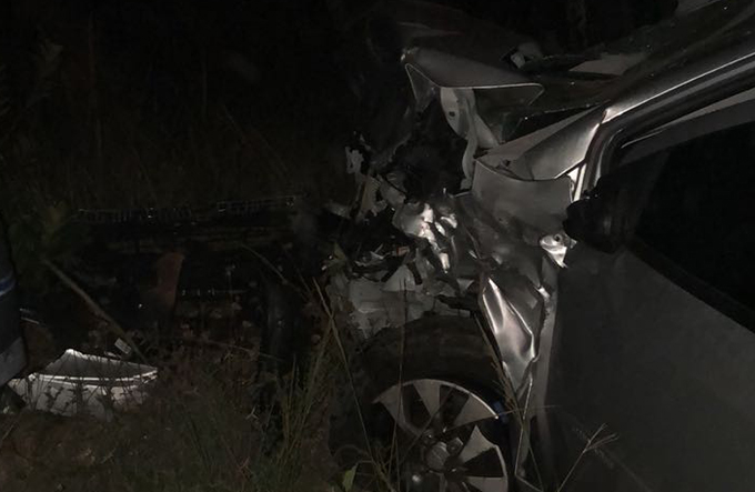 Acidente deixa dois mortos e seis feridos na Estrada da Cetrel