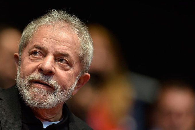 Lula pede suspensão de perícia sobre sistema de propina 