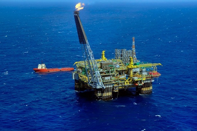 PF abre inquérito sobre propina em plataformas da Petrobras