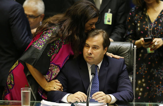 Câmara aprova decreto de intervenção federal na segurança do Rio