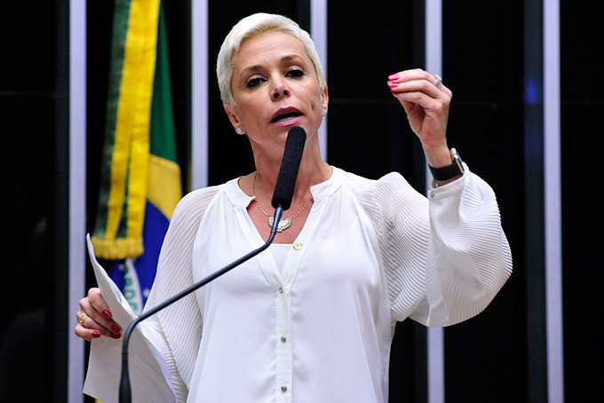 Governo publica cancelamento da nomeação de Cristiane Brasil
