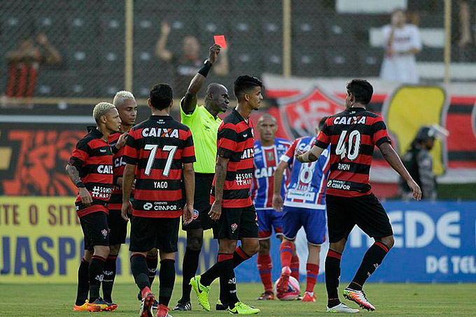 Procuradoria pede desclassificação e rebaixamento do Vitória 