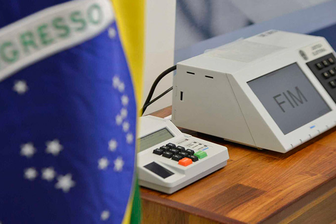 TSE prevê verificação de voto impresso nas eleições
