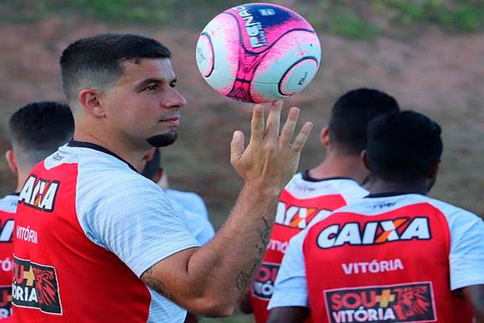 Vitória divulga relacionados para pegar o Jacobina