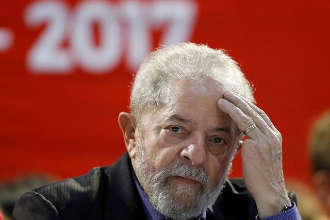 Amigos acham que STJ permitirá prisão de Lula após julgamento