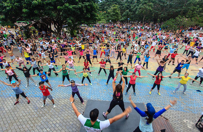 Prefeitura promove Aulão de Zumba na Praça Raul Seixas 