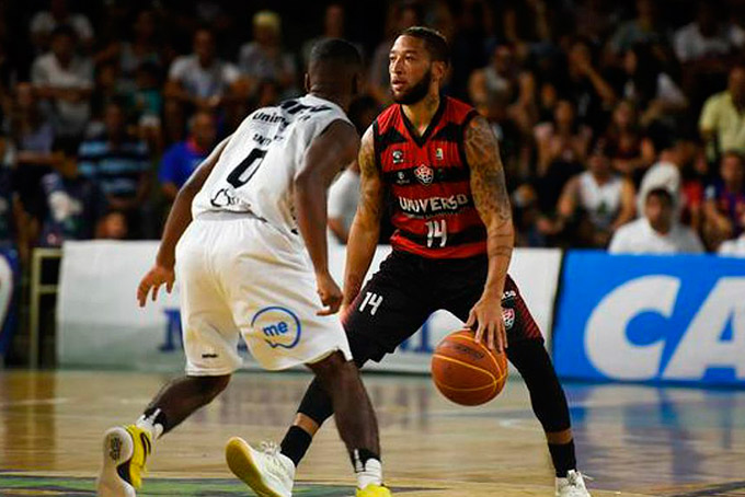 Dois atletas do Universo/Vitória vão disputar o Jogo das Estrelas