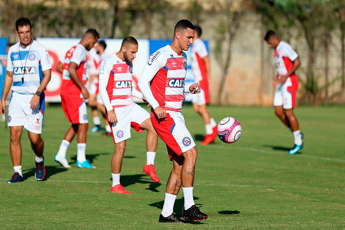 Tricolor visita o Náutico em busca de vaga antecipada