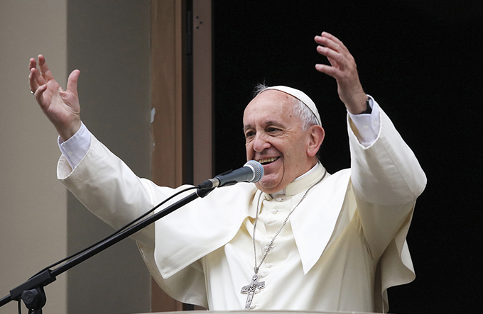 Papa Francisco aumentou aceitação a gays e divorciados nas igrejas 