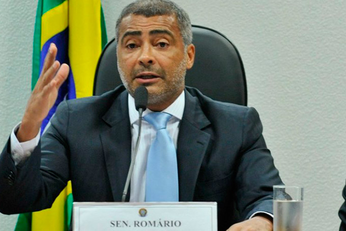 STF arquiva investigação contra senador Romário