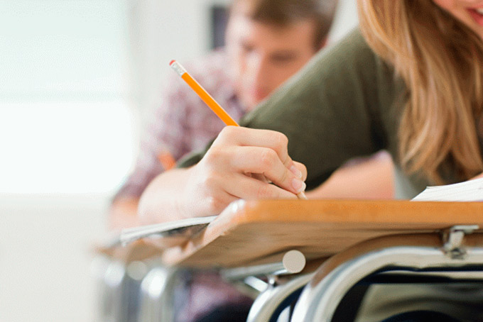 Governo Temer quer liberar até 40% do ensino médio a distância