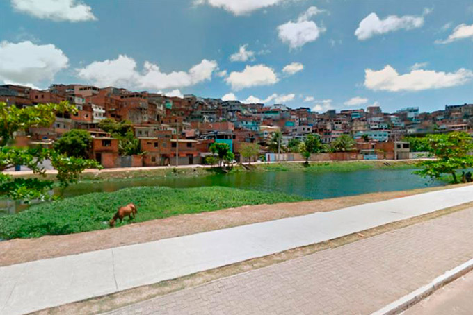 Corpo esquartejado é encontrado dentro de saco em Salvador