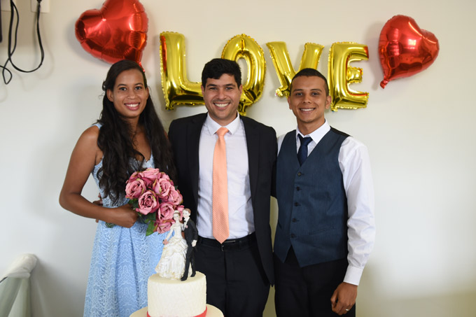 Casamento coletivo celebra o amor de mais de 50 casais 