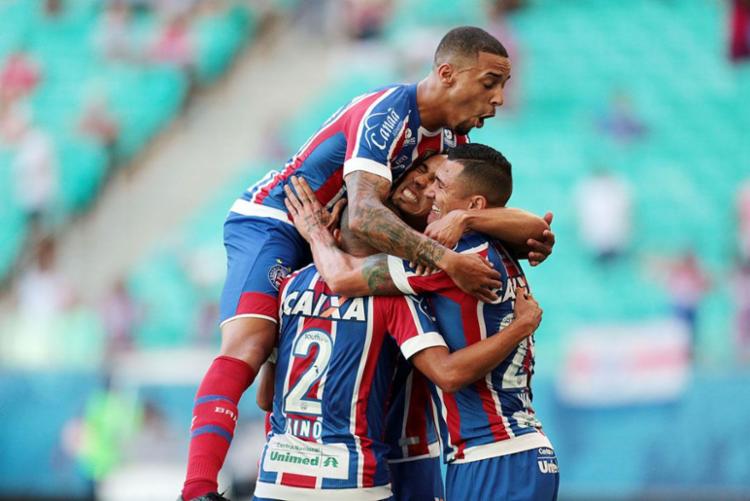 Bahia vence fácil Juazeirense e se classifica para a final do Baianão