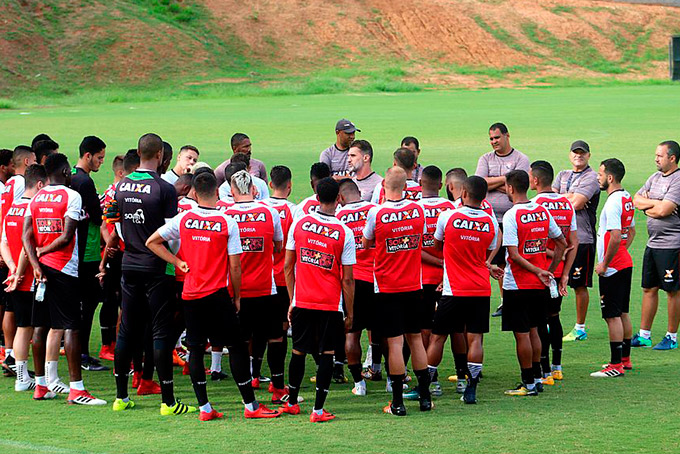 Com reservas, Vitória encara o Globo e quer se manter líder