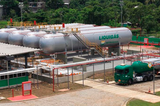 Liquigás abre seleção; salários chegam a R$ 4.894,08