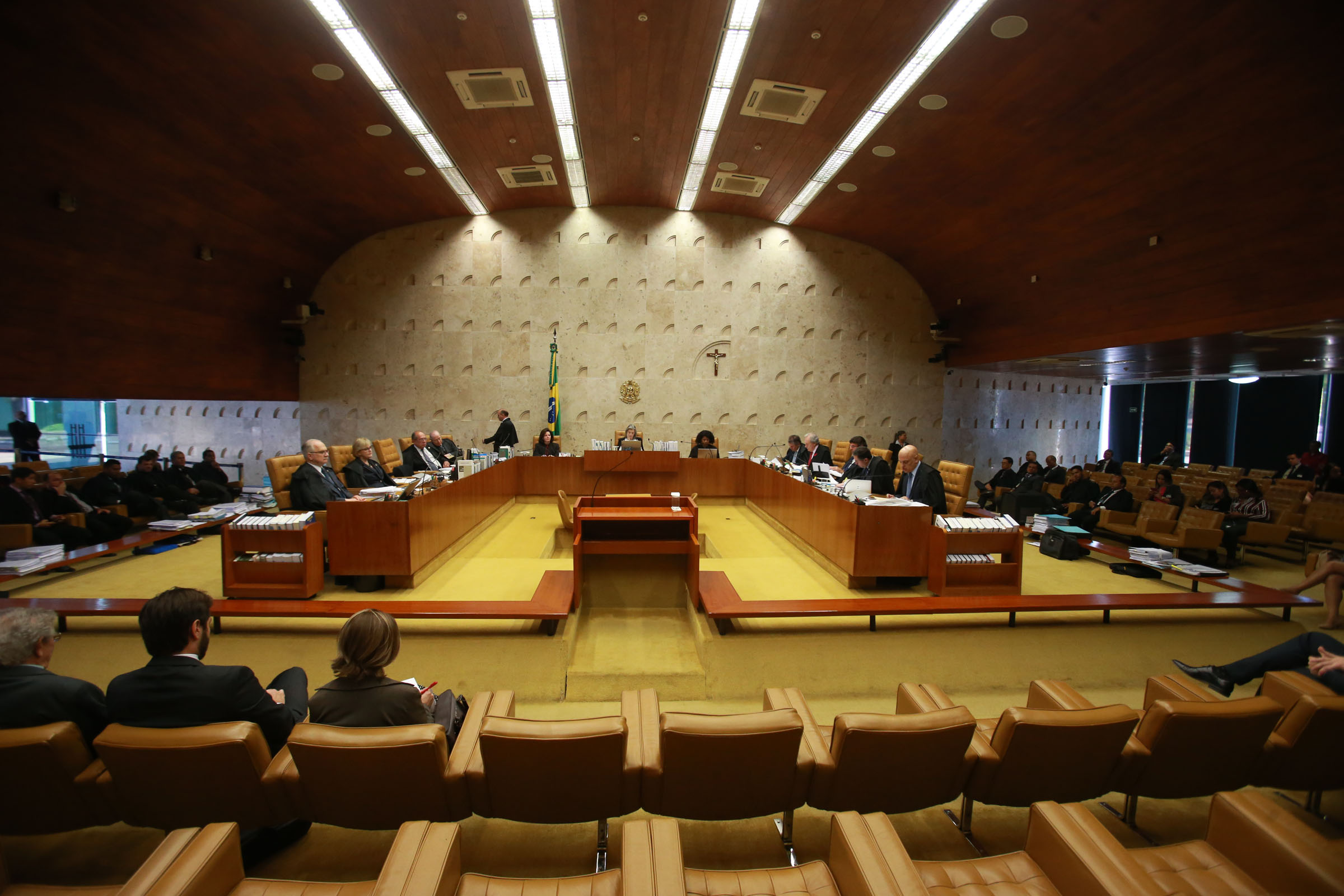 500 procuradores e juízes vão ao STF por prisão em 2ª instância
