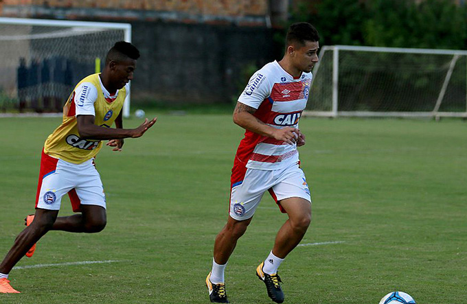 João Pedro volta de lesão e herda vaga de titular no clássico