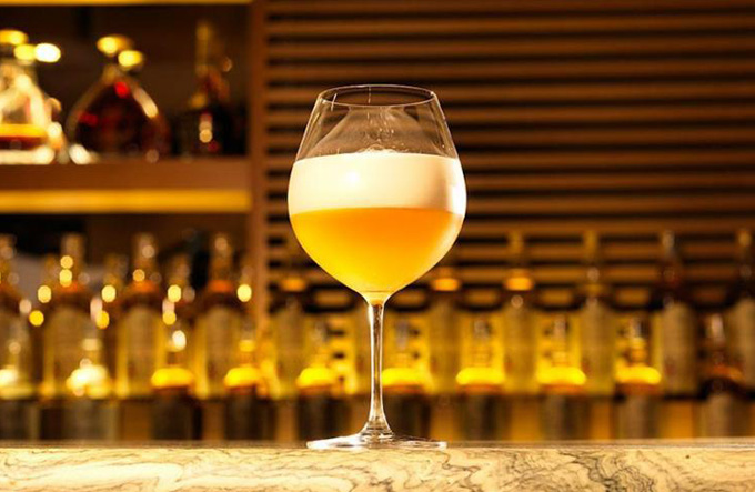 Cerveja e café sem exagero podem fazer bem