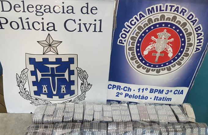 Cartelas com 18 mil comprimidos proibidos são apreendidos 