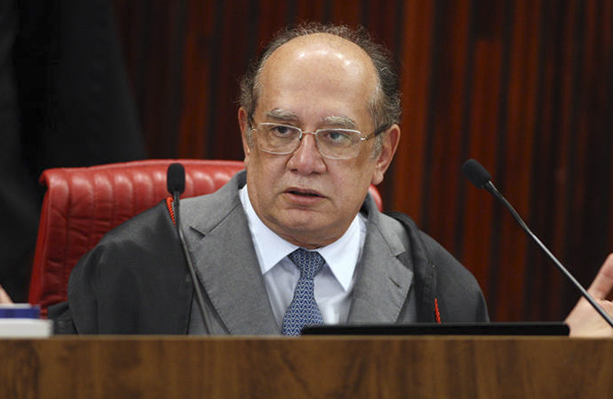 Gilmar diz que condenação de Lula 'mancha imagem do País' 