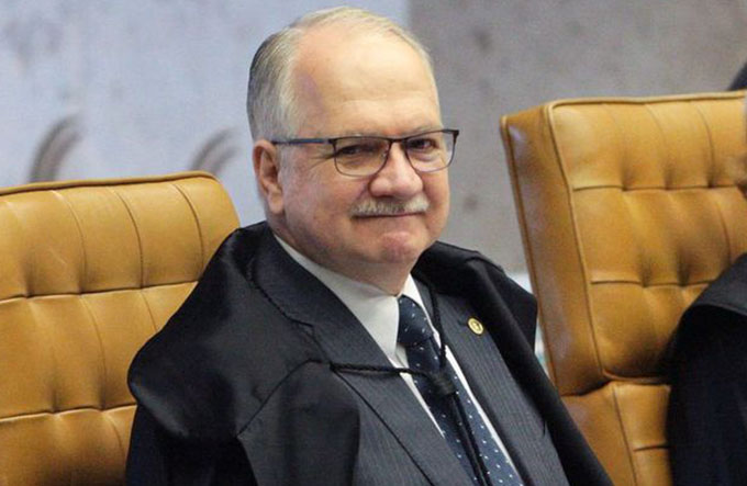 Relator, ministro Fachin vota contra habeas corpus preventivo de Lula