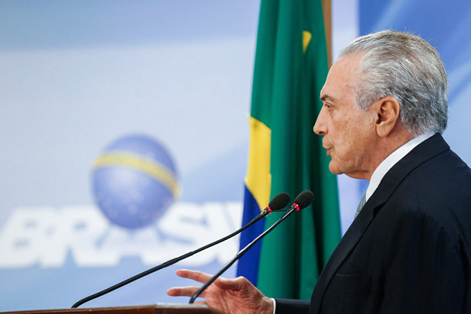 Michel Temer dá posse a 11 ministros nesta terça (10)