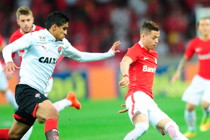 Vitória terá três desfalques contra o Internacional