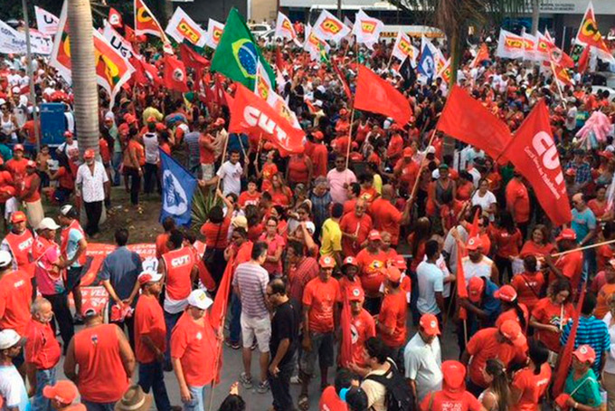 Militantes prometem ato de apoio a Lula nesta quarta (11)