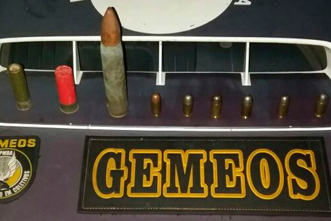Polícia apreende munição de calibre antiaéreo na Liberdade