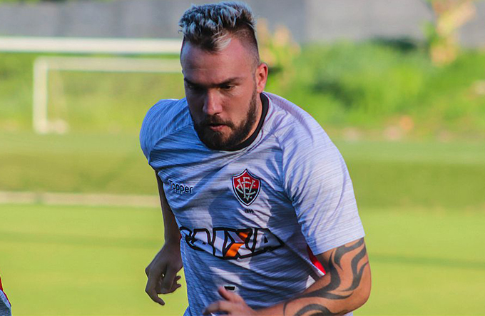 Willian Farias pede que Barradão seja diferencial no Brasileirão