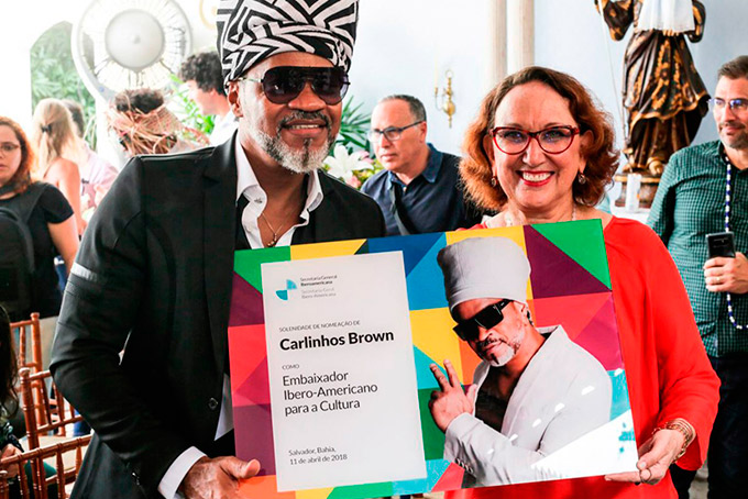 Carlinhos Brown é nomeado como novo Embaixador da Cultura