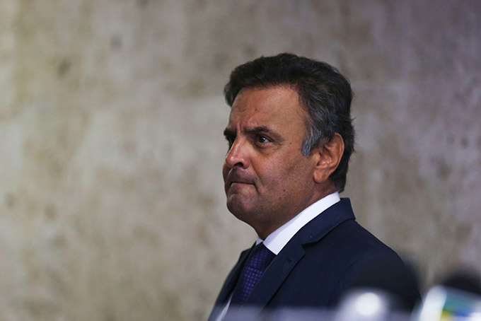 Turma do STF decide nesta terça se aceita denúncia contra Aécio 