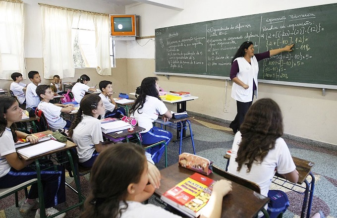 Processo seletivo oferece 130 vagas para professores 