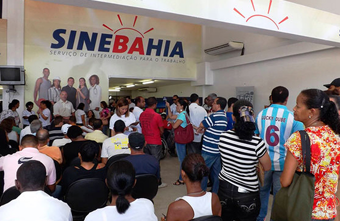 SineBahia divulga as oportunidades de emprego em Lauro de Freitas