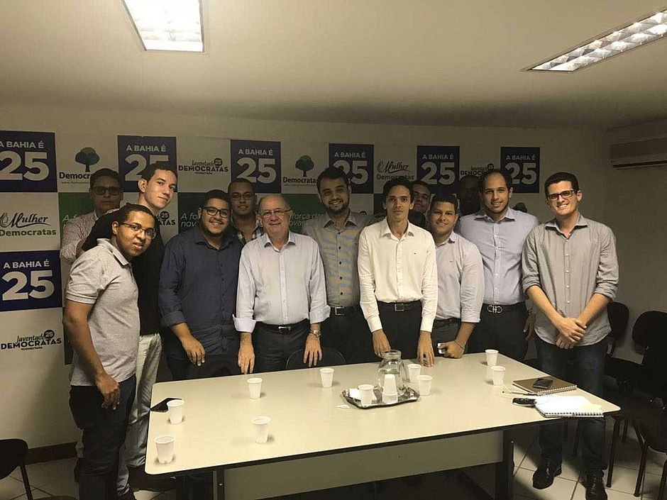 Pré-candidatura de Zé Ronaldo ao governo será lançada nesta sexta