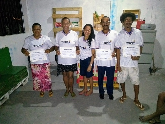 Estudantes do Programa 'Topa' recebem certificados em Santa Helena 