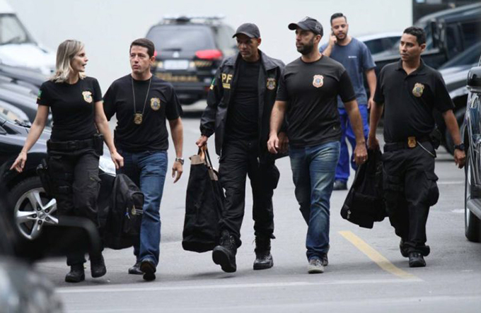 Polícia Federal cumpre mandados de prisão em 4 estados, DF e exterior