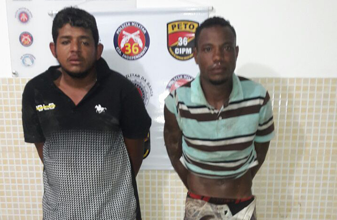 Dois homens são presos com celulares e arma logo após assalto 