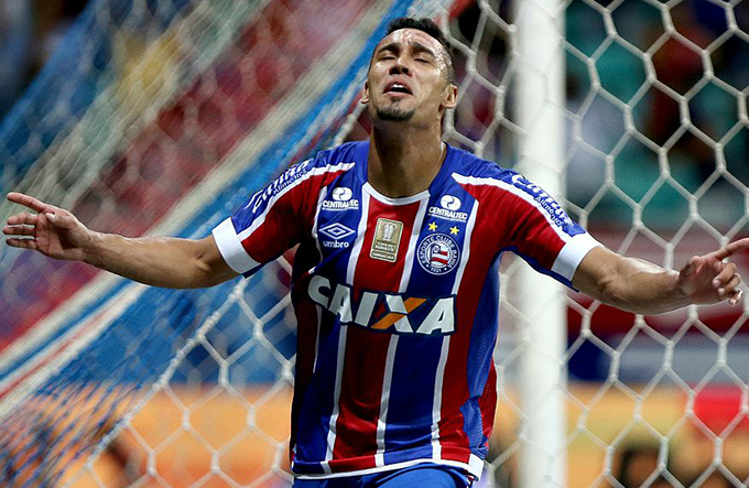 Com 23 gols, Edigar Junio se torna maior artilheiro da nova Fonte