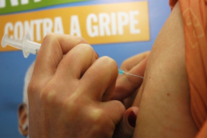 Dia D de vacinação contra a gripe acontece hoje (12)