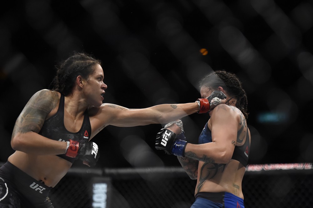 Pojucana Amanda Nunes cumpre promessa e nocauteia no UFC 