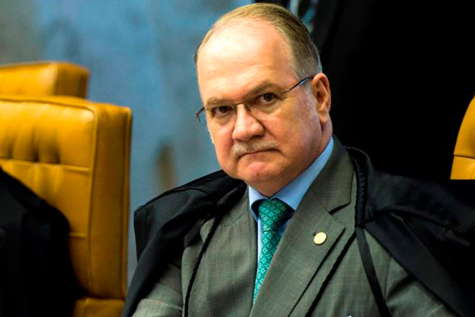 Fachin adia prazo de investigação contra Lúcio e mais quatro