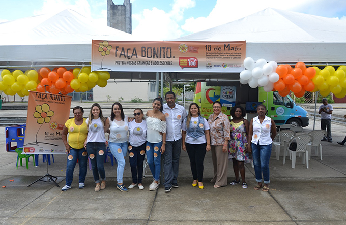 Comunidade participa de ação em combate ao Abuso e à Exploração Sexual 